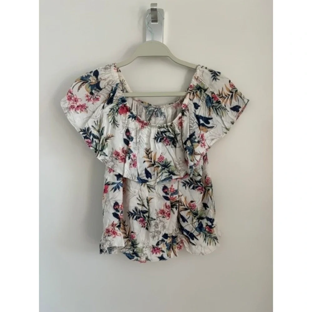 American Eagle Floral Off The Shoulder Ruffle Top White Tropical Print Size M‎